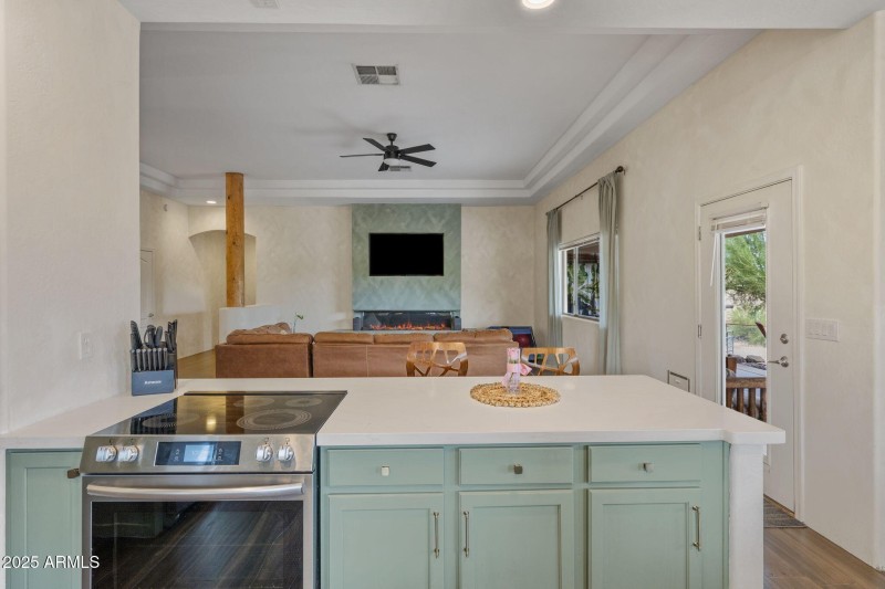 054-Kitchen