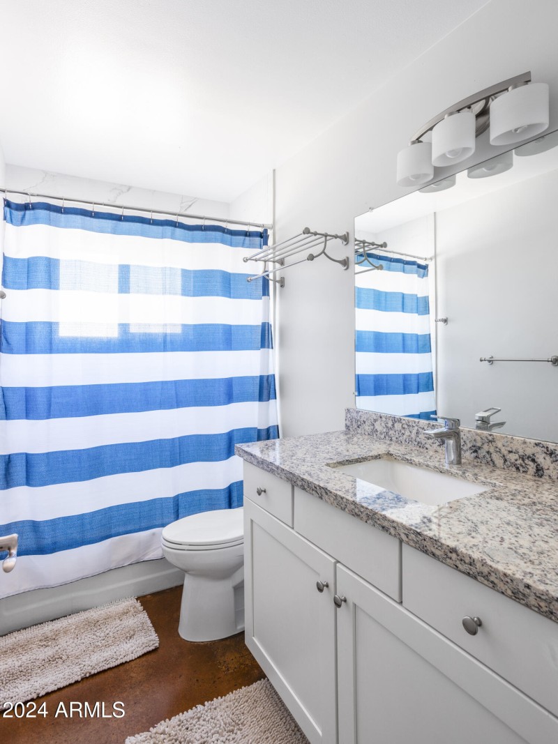 PropertyImageCo_7702EVerdeLn_WEB1