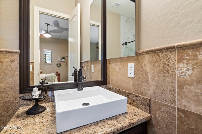 Ensuite Bathroom #3