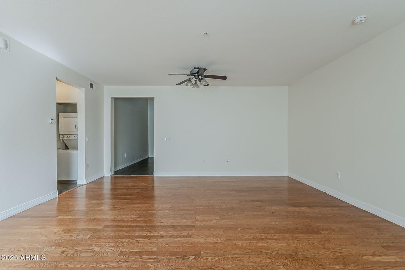 24-web-or-mls-Portland St-9