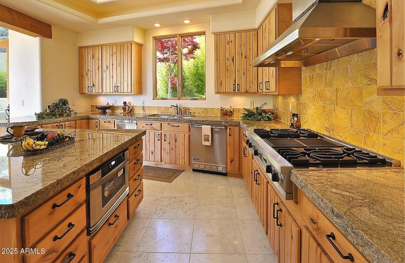 9-Kitchen-1