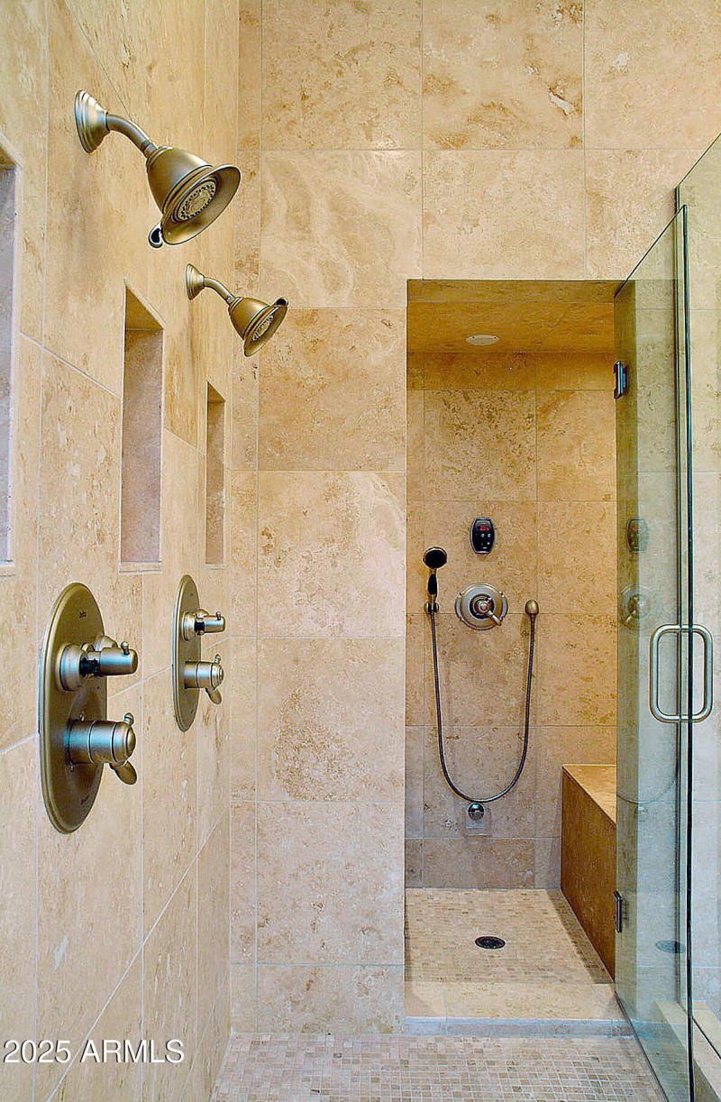 15-RadiusRmShower