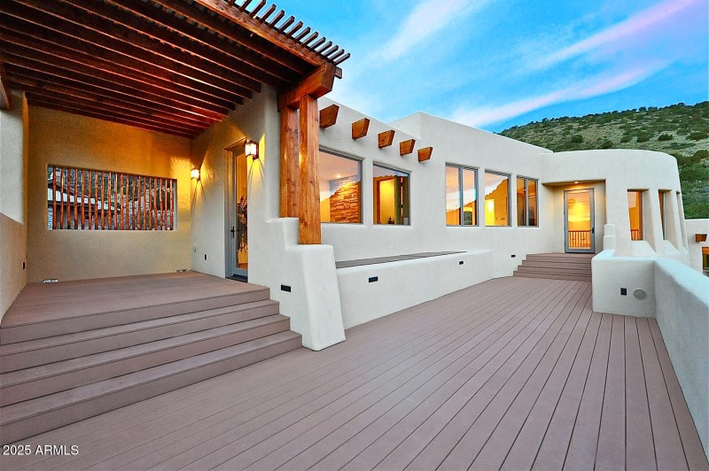 26-Deck1