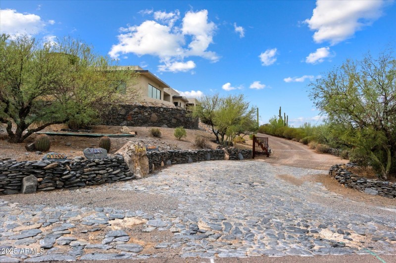 Shared Driveway Entrance