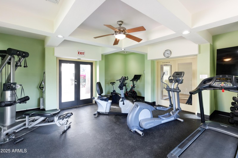 FITNESS CENTER GYM