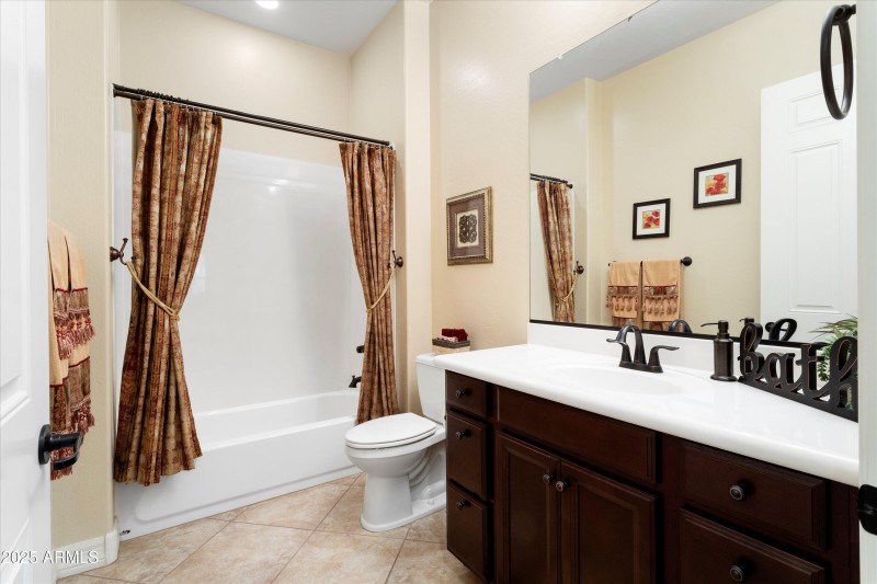 31-Bathroom 3
