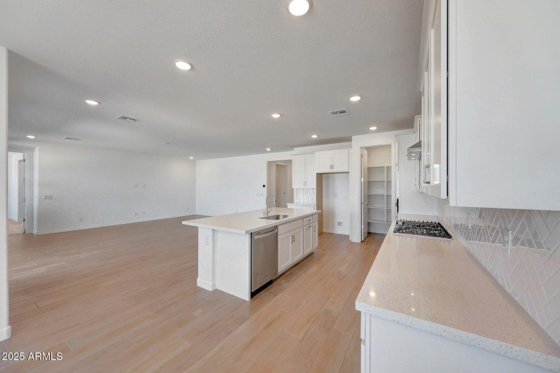 PHX_TierraVistoso_Lot 2075_Apple_28904_K