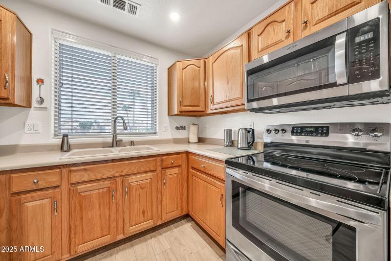 14617 N 87th Dr-13