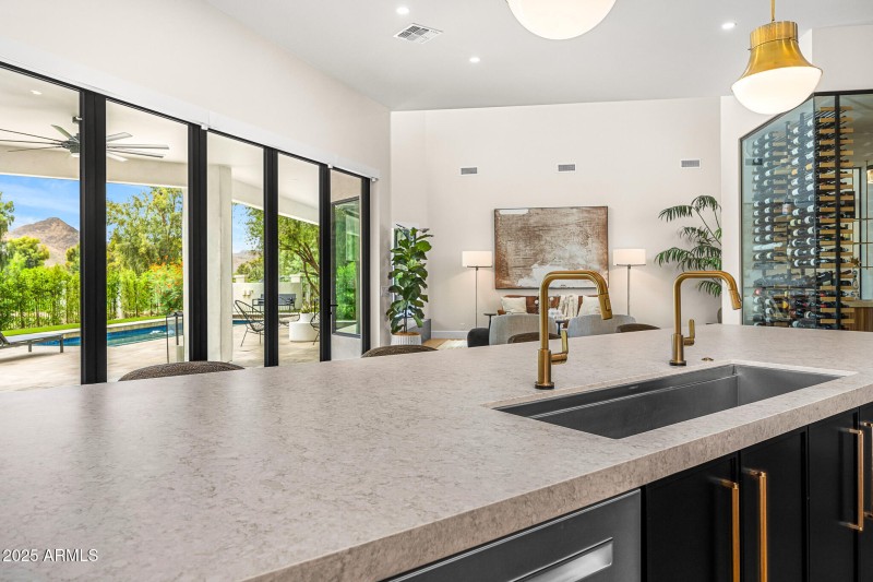 16luxury kitchen mountain views