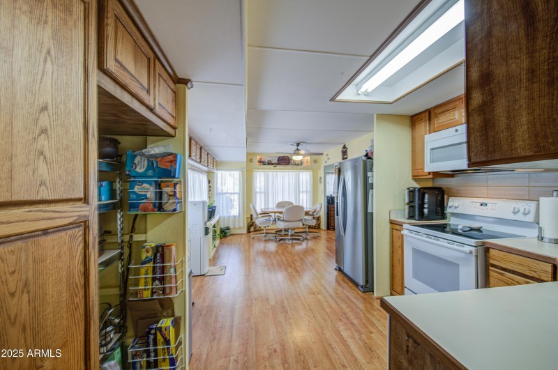 Kitchen 8
