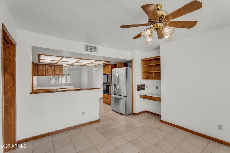 Eat-in Kitchen Nook