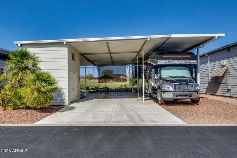 HT RV Lot 1303 (2)