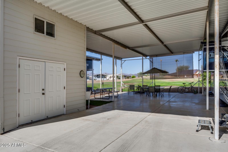 HT RV Lot 1303 (4)