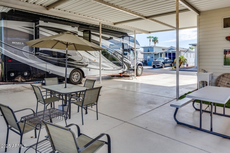 HT RV Lot 1303 (9)