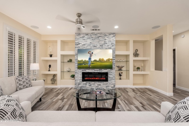 15583 W Big Sky Dr, 08-28 - 09