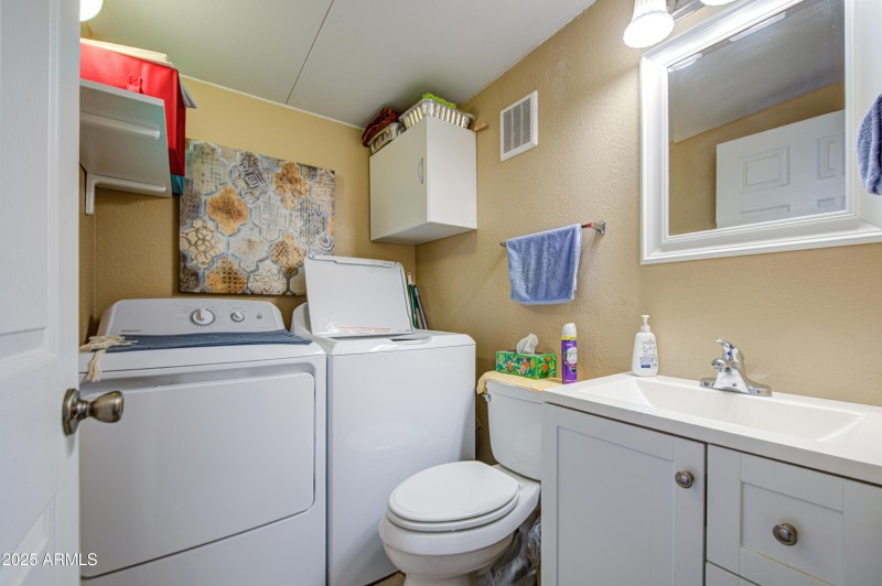 Half Bath-Laundry 2