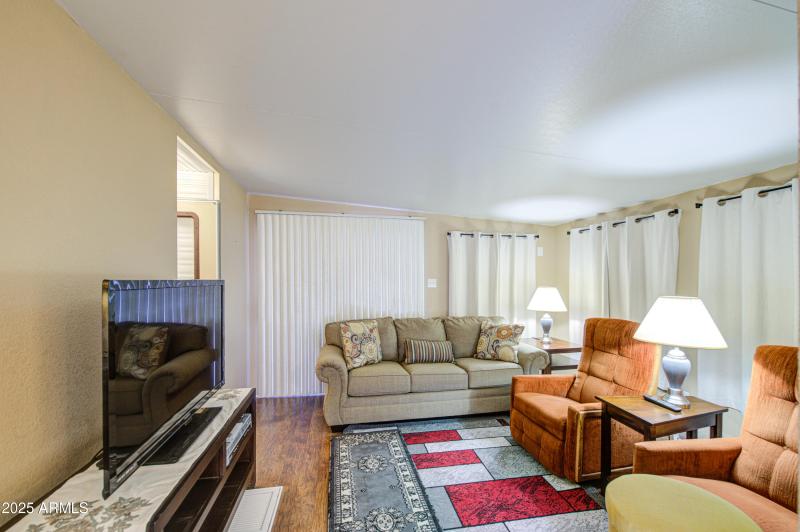 Living Room 4