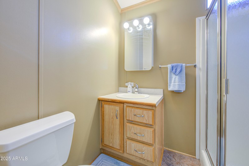 Bathroom-pic 2