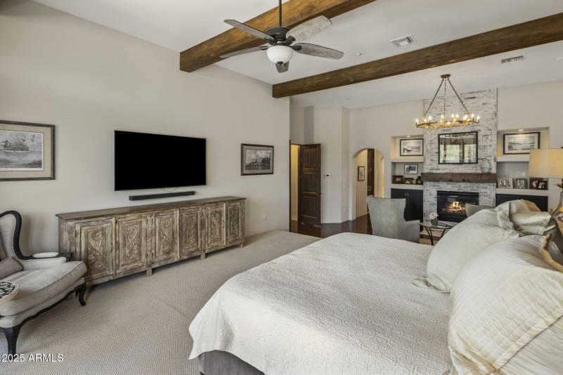 021_Primary Bedroom 2