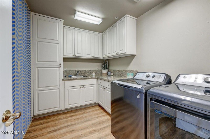 29-Laundry Room