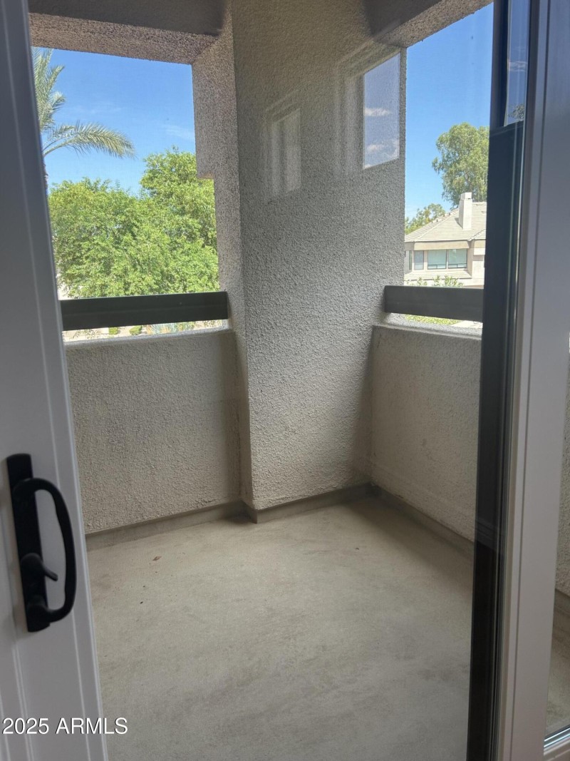 COVERED PATIO IN MASTER