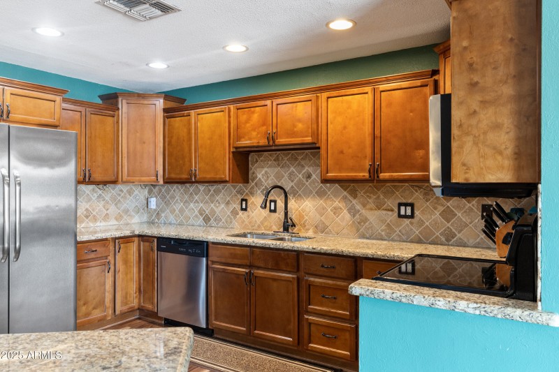 8716 E Coronado Rd-12