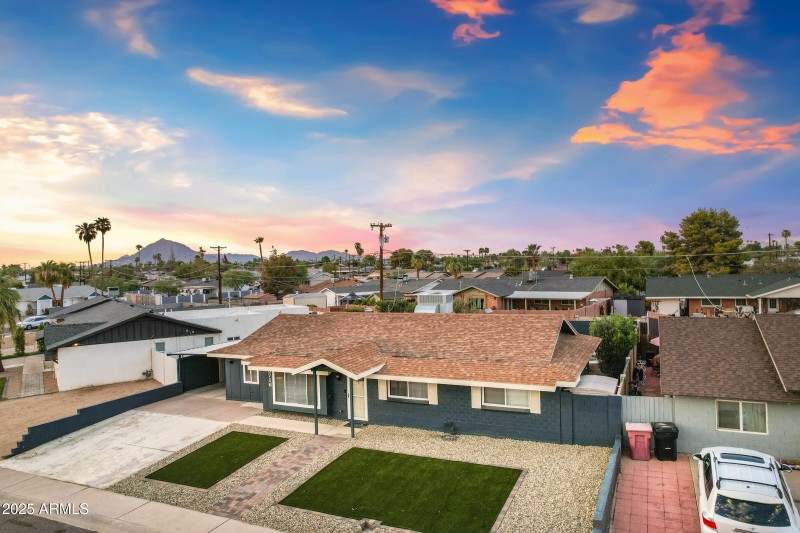 8716 E Coronado Rd-56