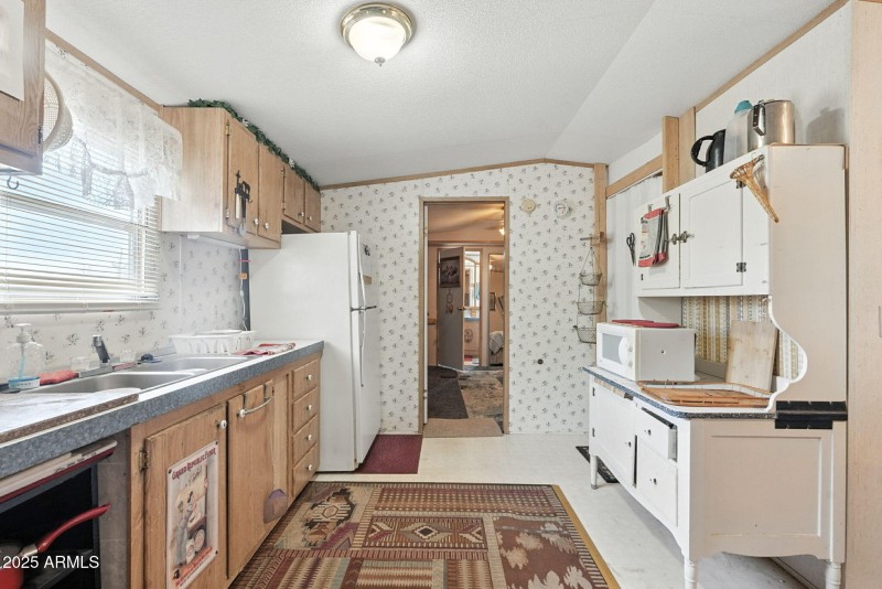 11-web-or-mls-Running-12