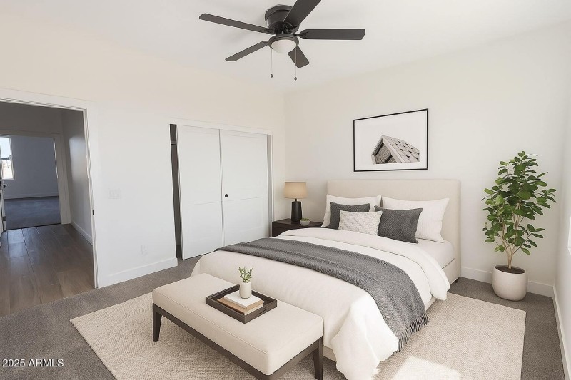 28151Faded crk staging bedroom