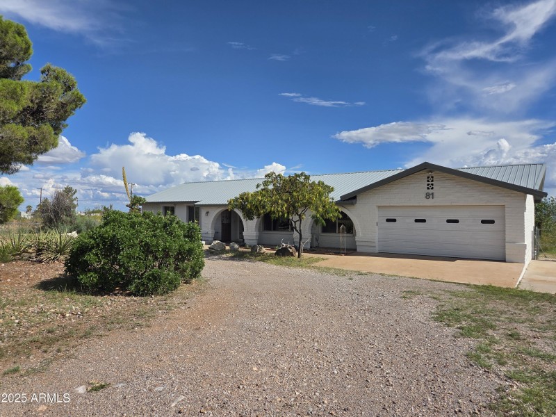 81 Maricopa Dr
