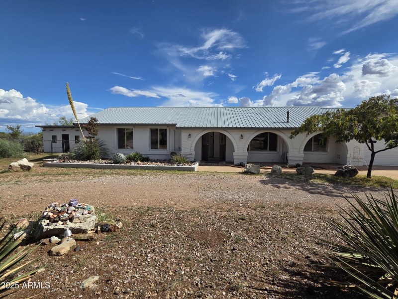 81 Maricopa Dr