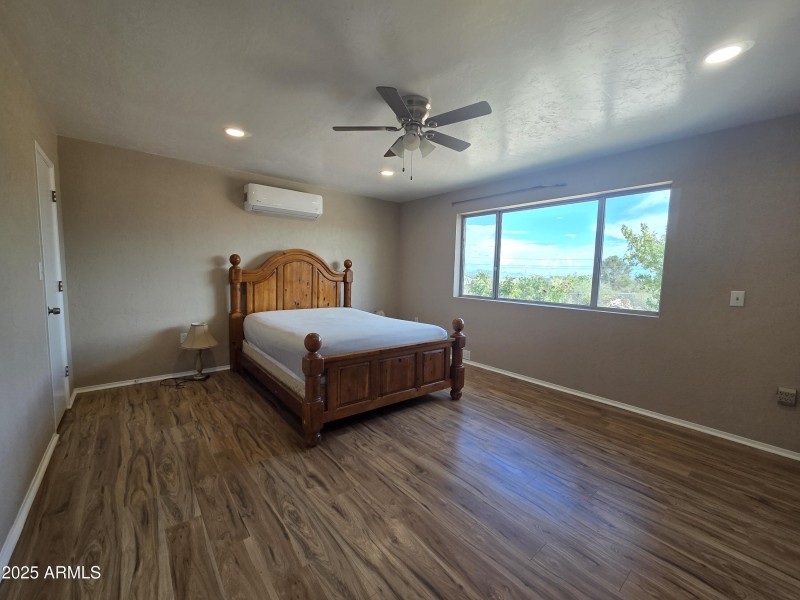 81 Maricopa Dr