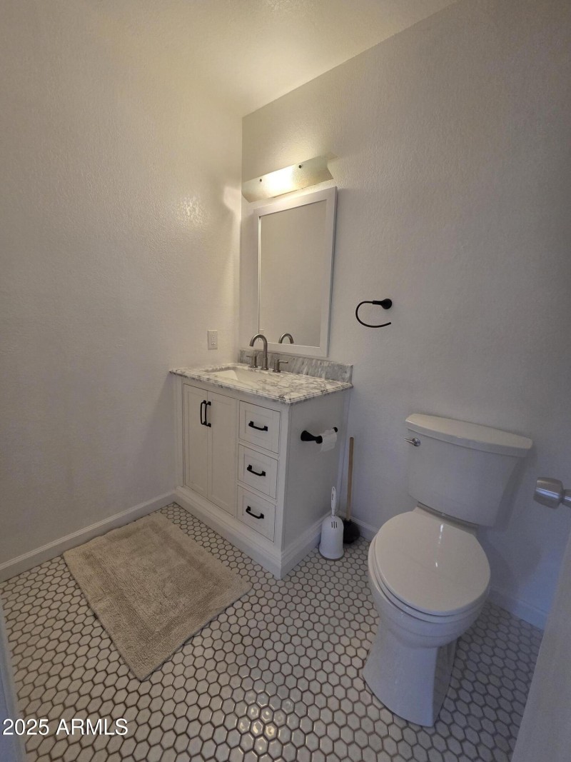 81 Maricopa Dr