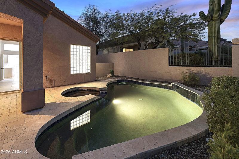 Swim Jet Pool