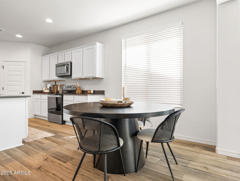 Eat In Kitchen area