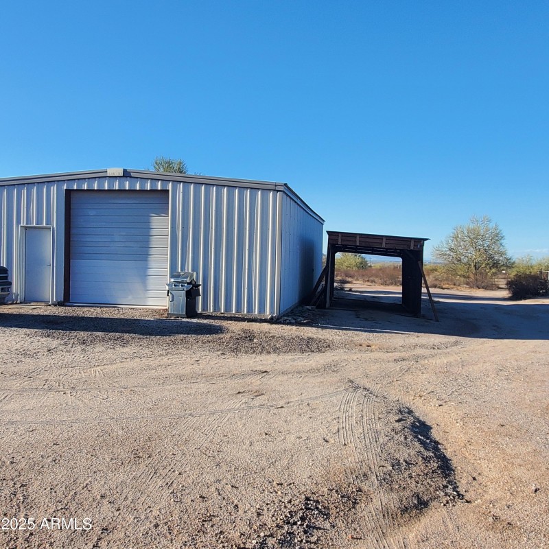 5 Car Garage