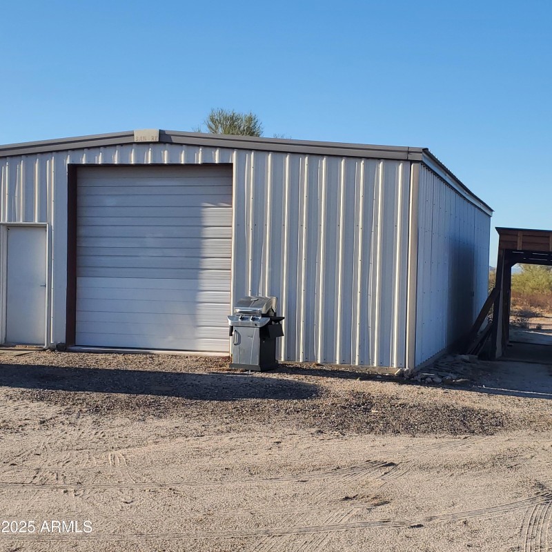 5 Car Garage