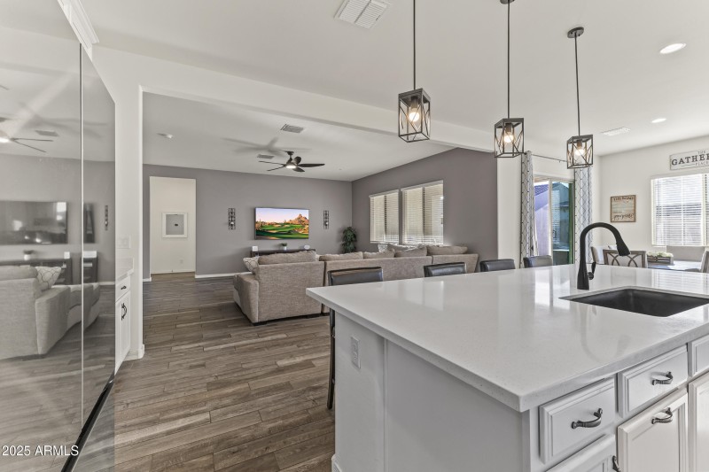 HOME- KITCHEN.LIVING
