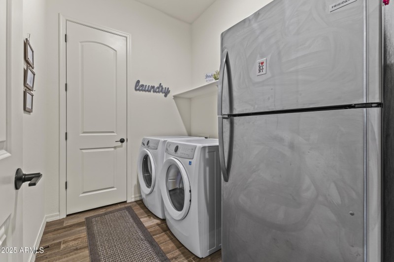 HOME- LAUNDRY ROOM