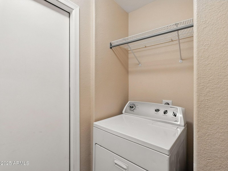 33-web-or-mls-Douglas-33