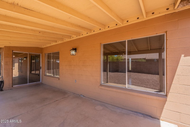 38-web-or-mls-Douglas-38