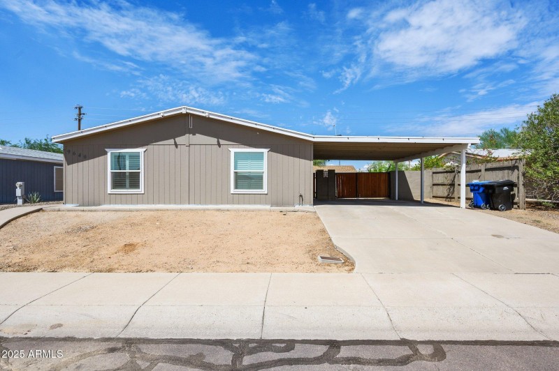 2-web-or-mls-9640-e-escondido-ave