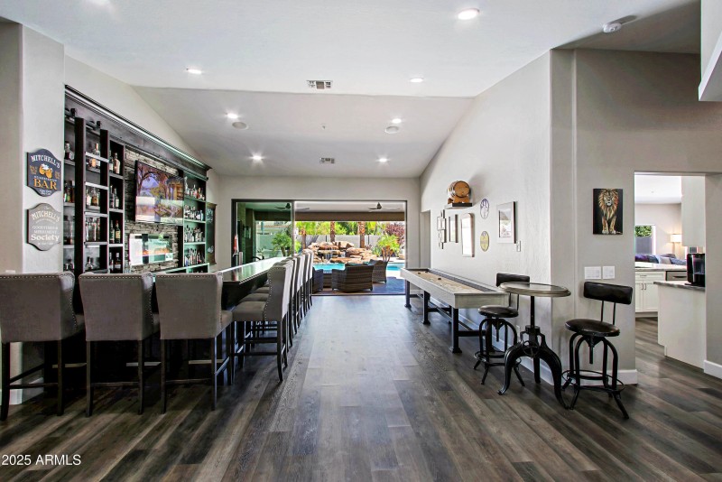 Gathering Room with Panaramic