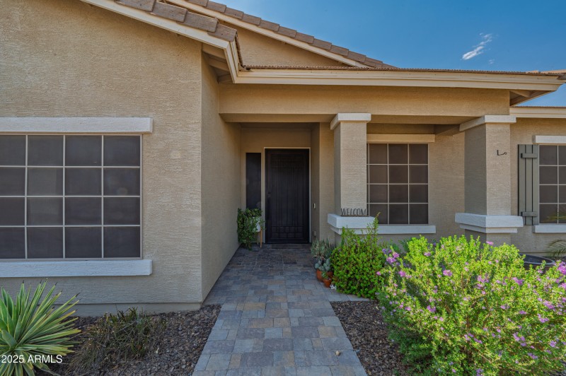 19102NFalconLane-13