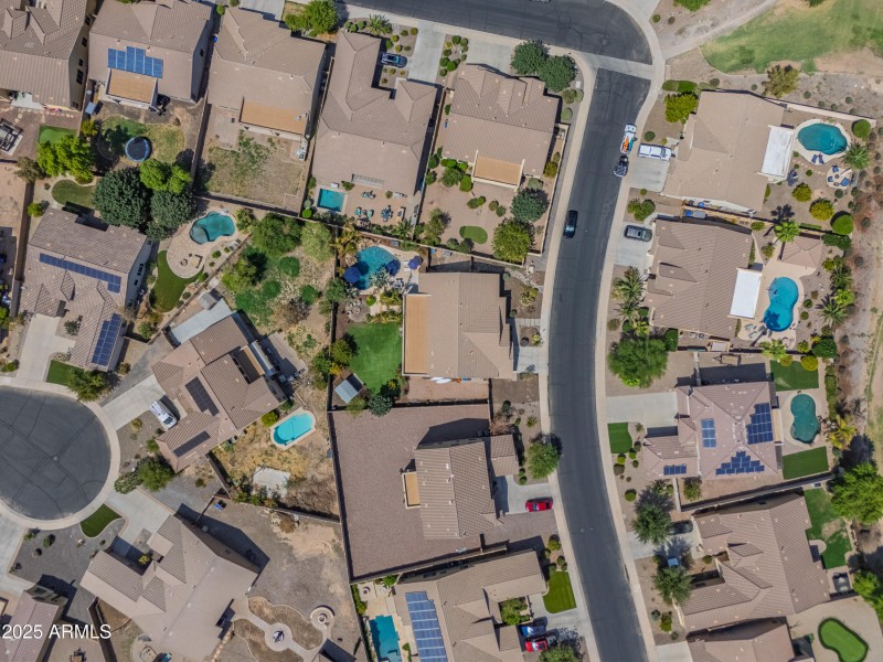 19102NFalconLane-15