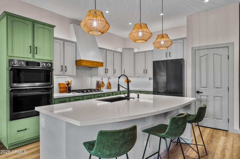 19102NFalconLane-34
