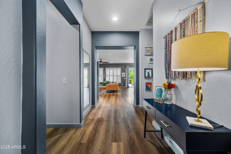 19102NFalconLane-48