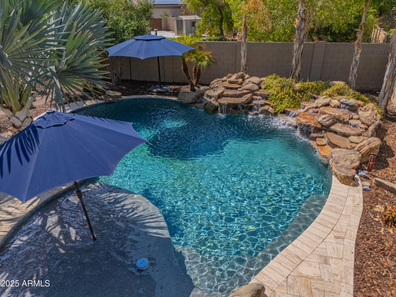 19102NFalconLane-58