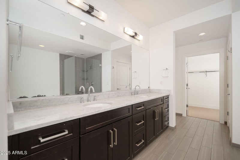 Owners Bath