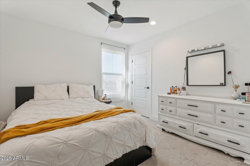 Room1